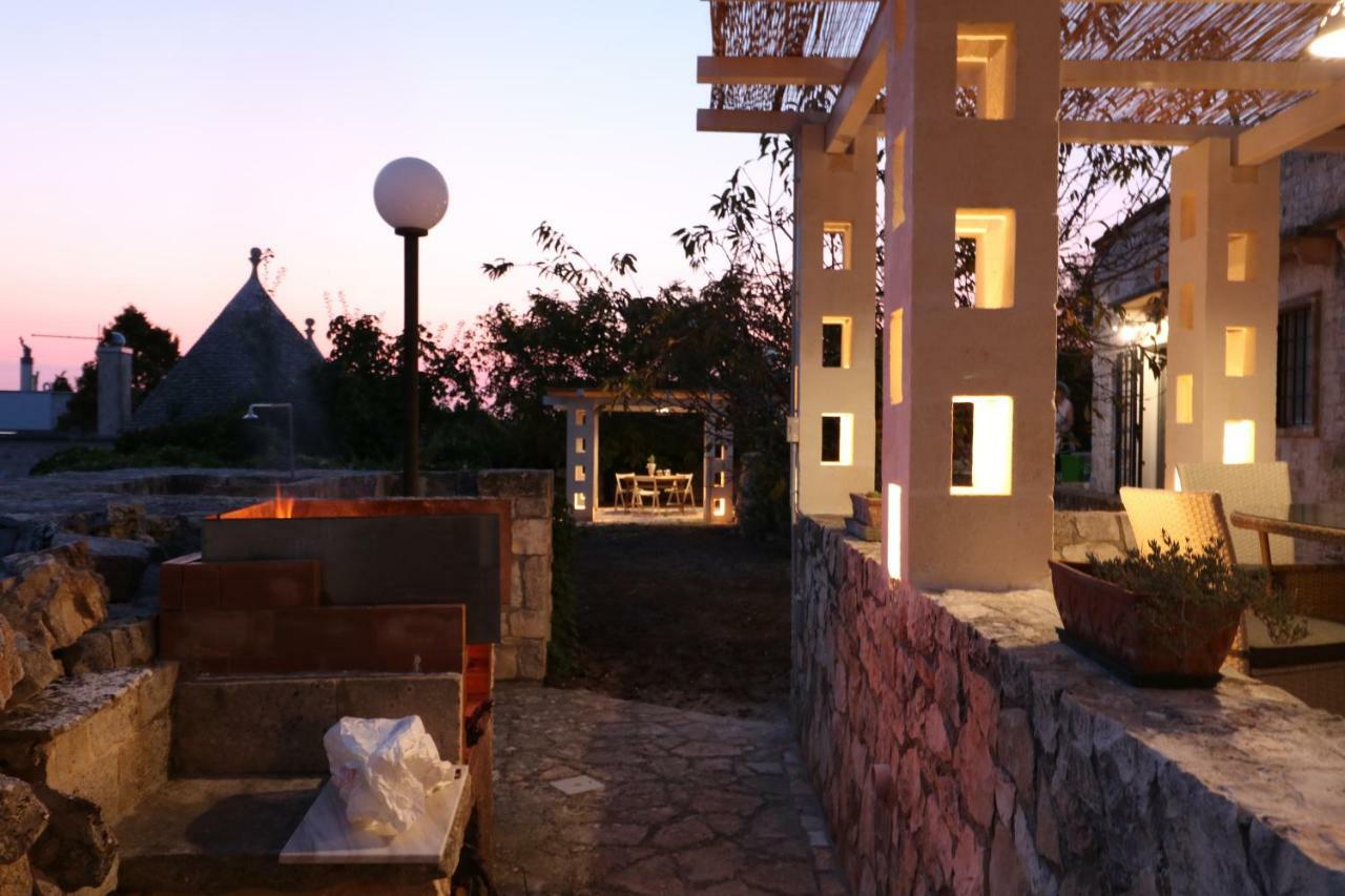 Hostal Trulli Di Zia Tata Locorotondo Exterior foto